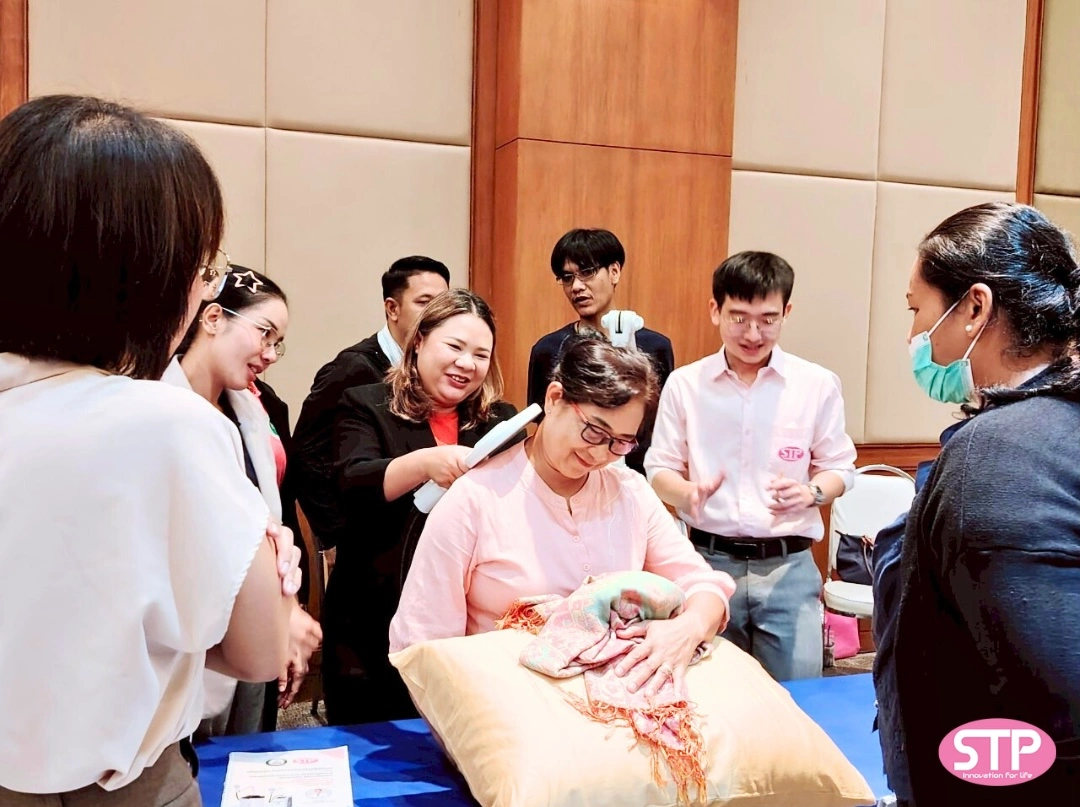 ฝึกปฏิบัติจริงกับเครื่อง PMS ฝึกปฏิบัติจริงกับเครื่อง PMS